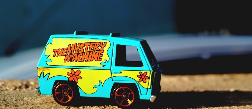 A van called the "Mystery Machine" appears in which series?