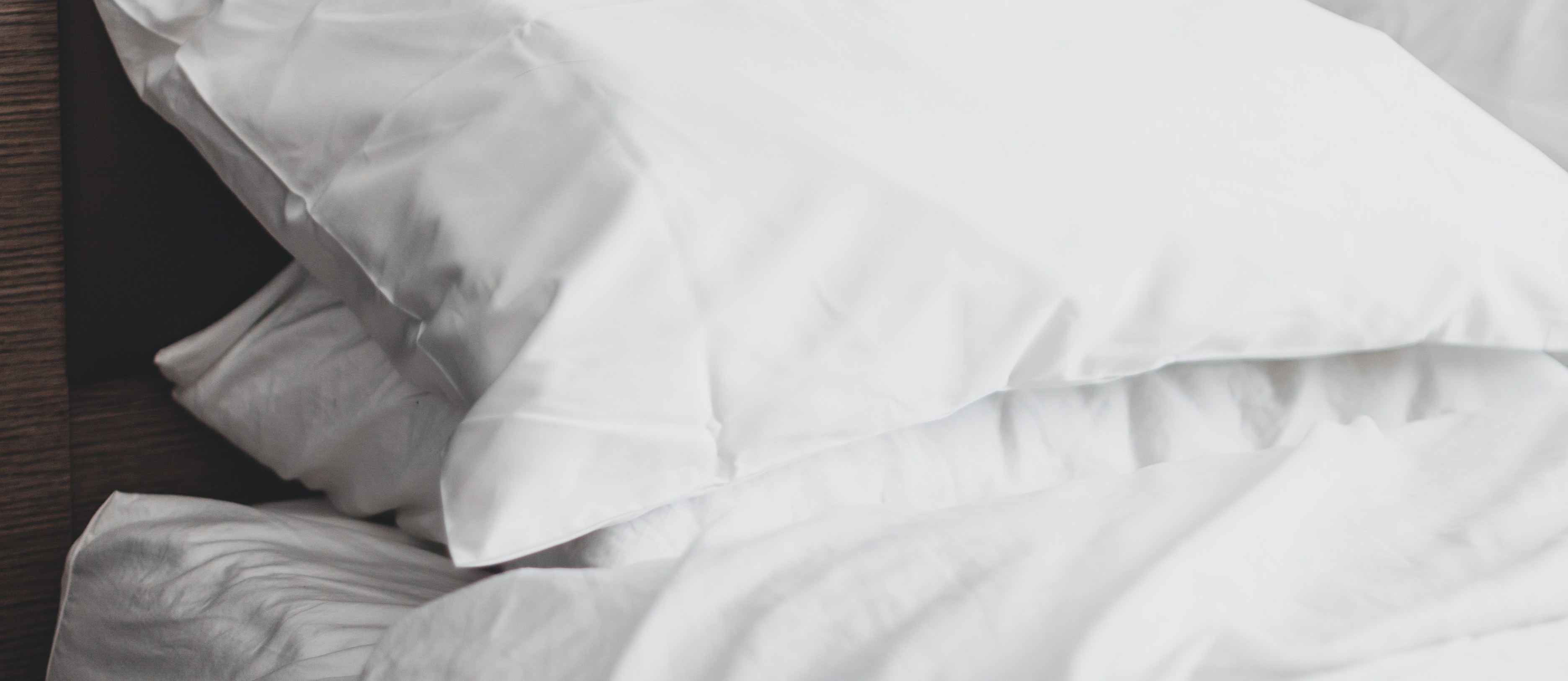 Which count is used to specify quality of bed linen?