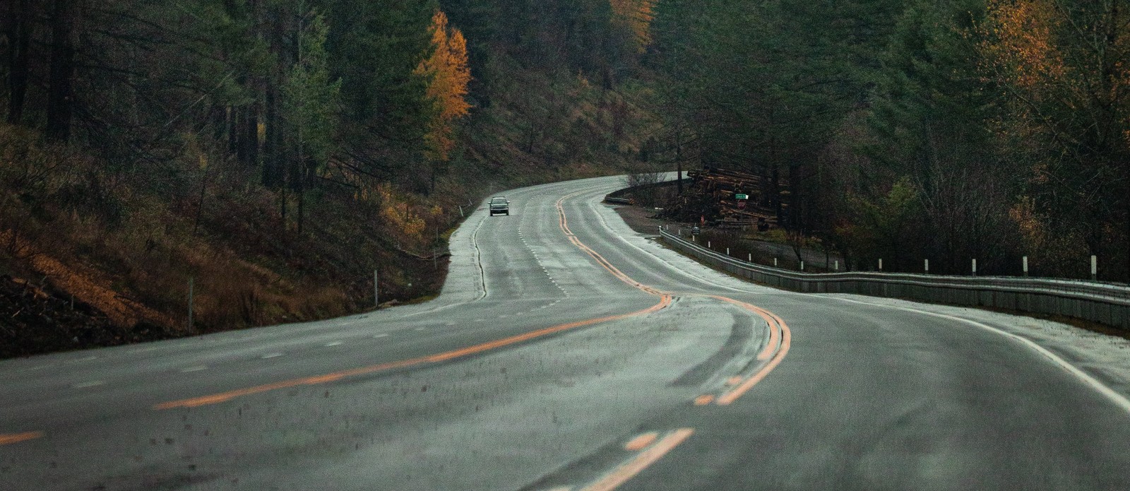 Cat's eyes to mark the middle of the road were invented in which...