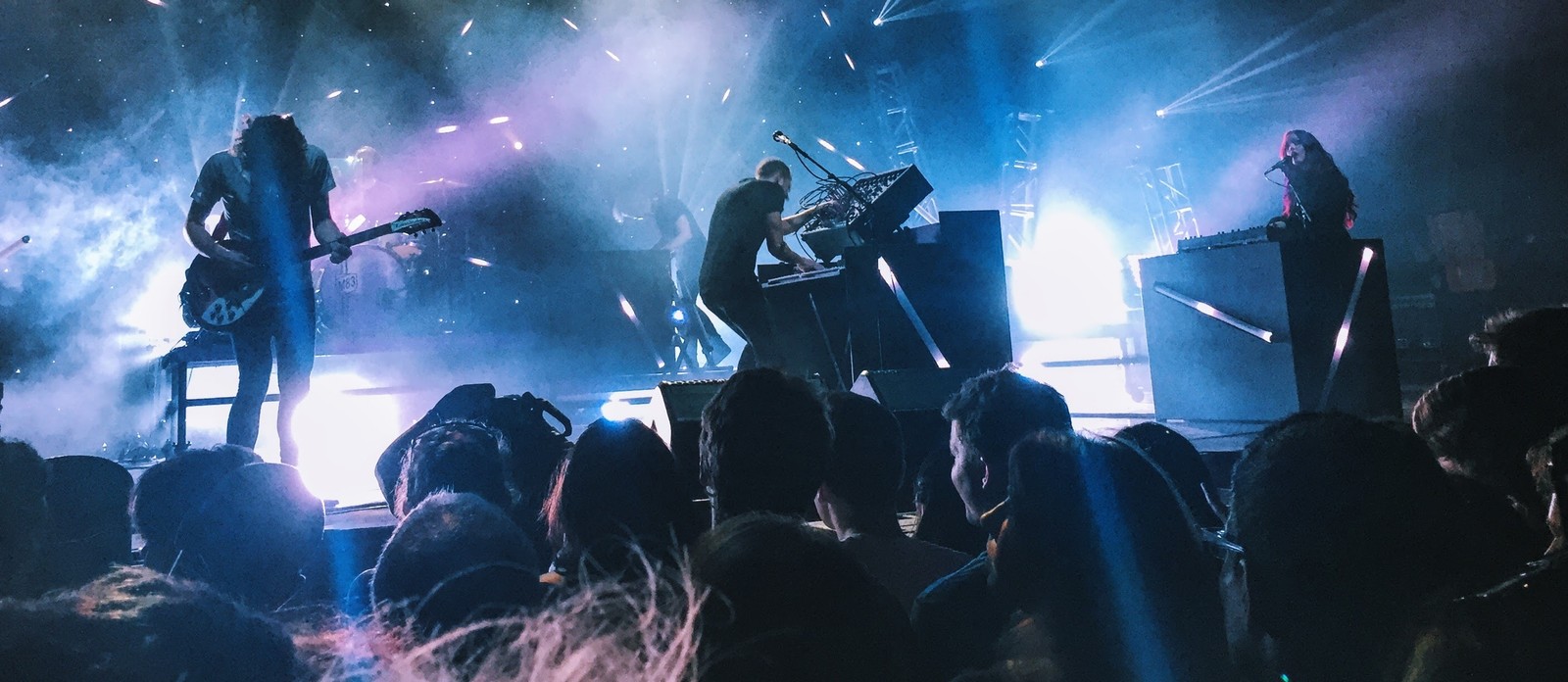 Rock group Led Zeppelin formed in which city in 1968?