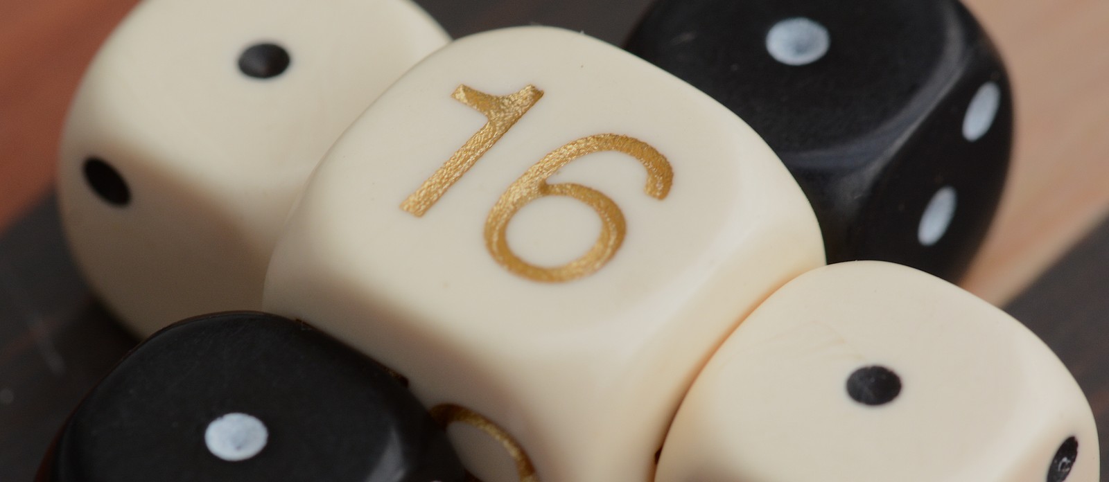 How many triangles or points are there on a Backgammon board?