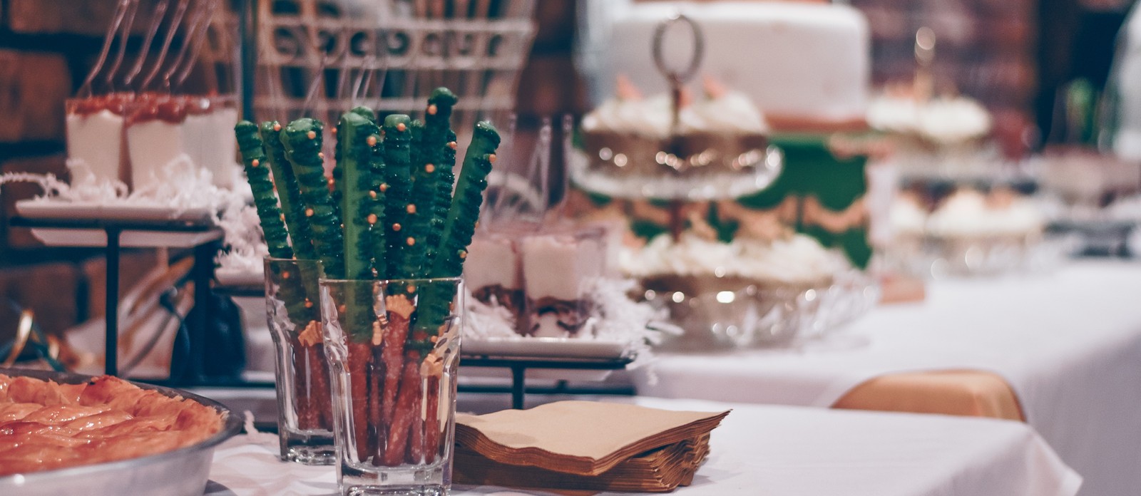 Ruth Graves Wakefield invented which sugary snack?