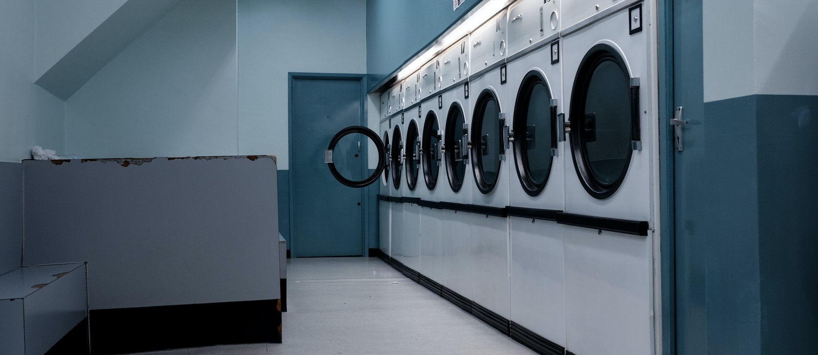 In which decade was the world's first launderette opened?