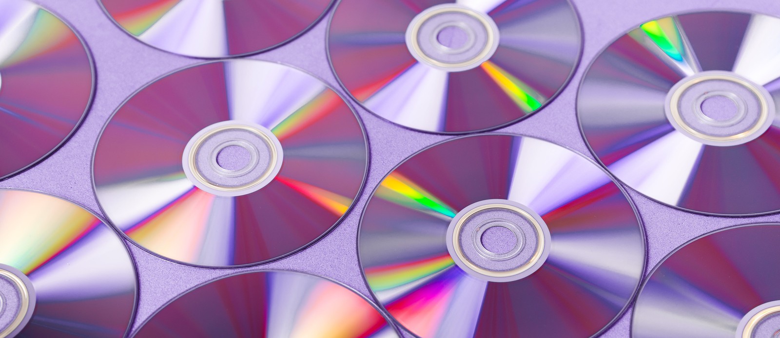 Which company developed the first prototype of the DVD player in 1996?