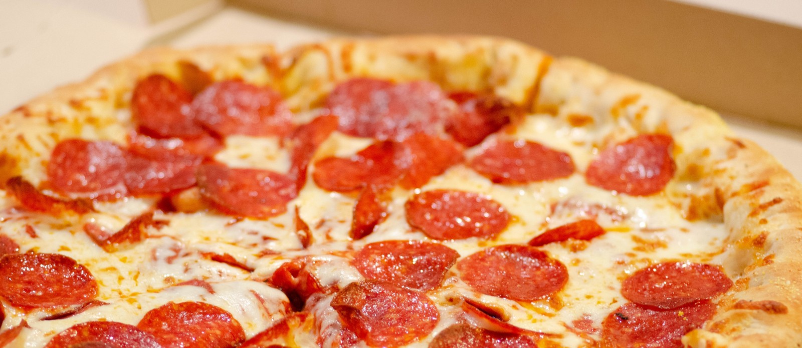 In which city was the first pizza delivery made?