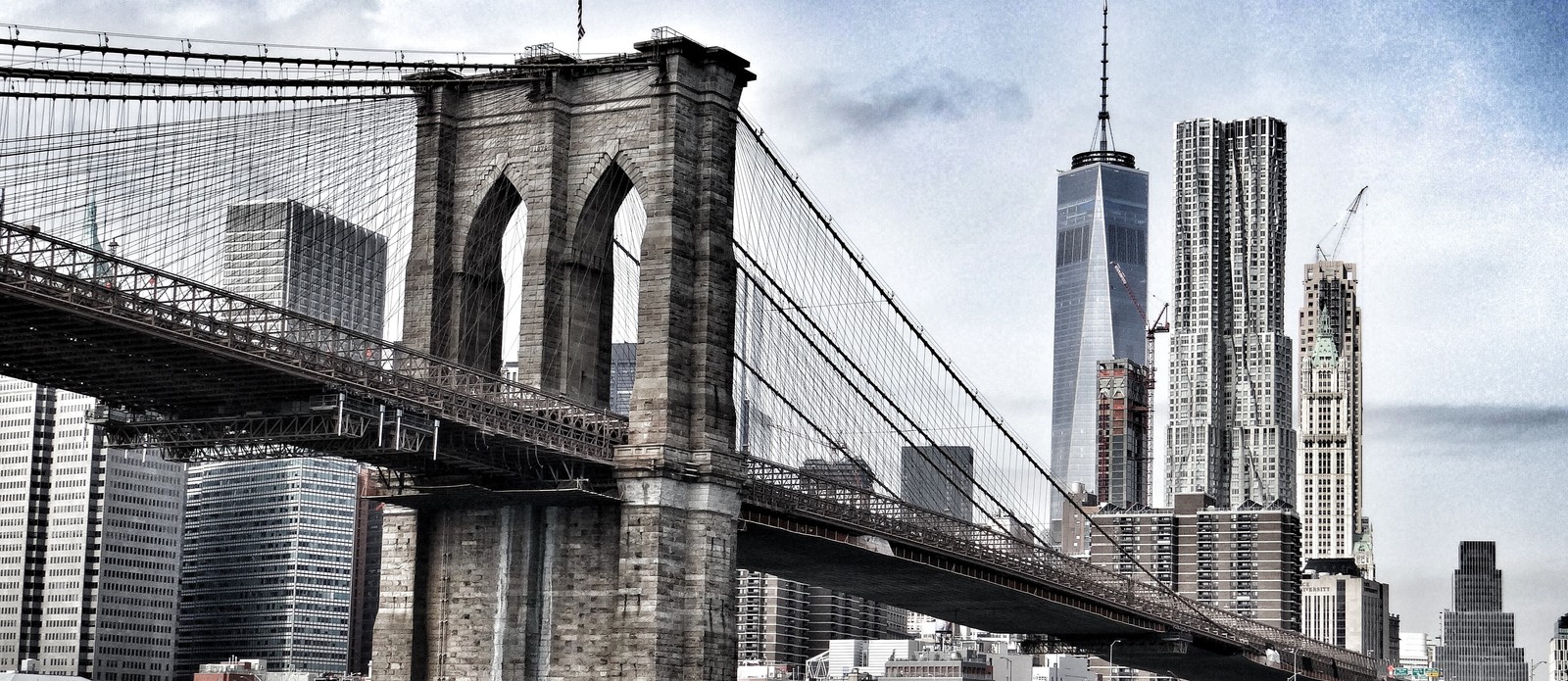 Around how many bridges does the city of New York have?