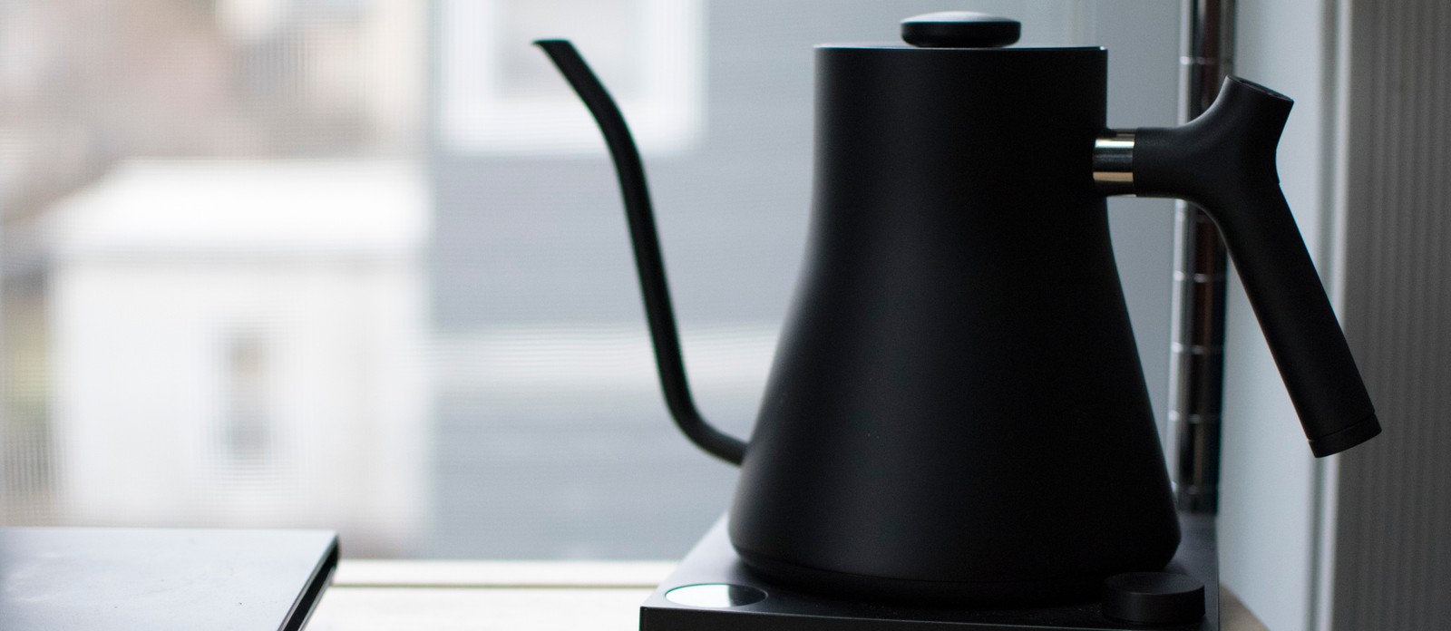 When was the electric kettle invented?
